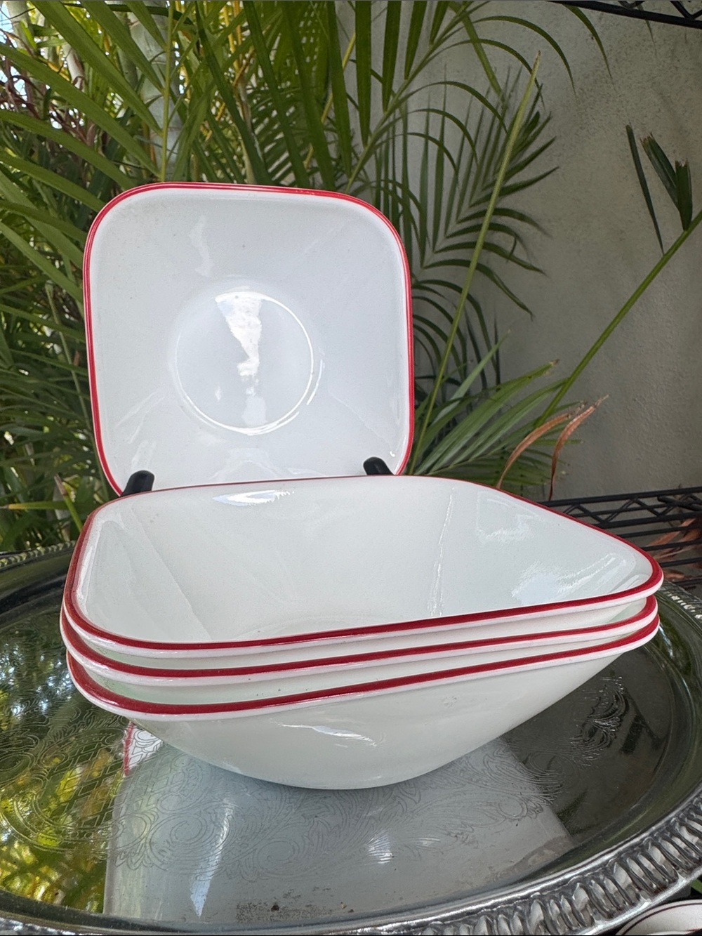Corelle SPLENDOR Bowls 22 OZ. White Square Ceramic Bowls with Red Rim - Set of 4
